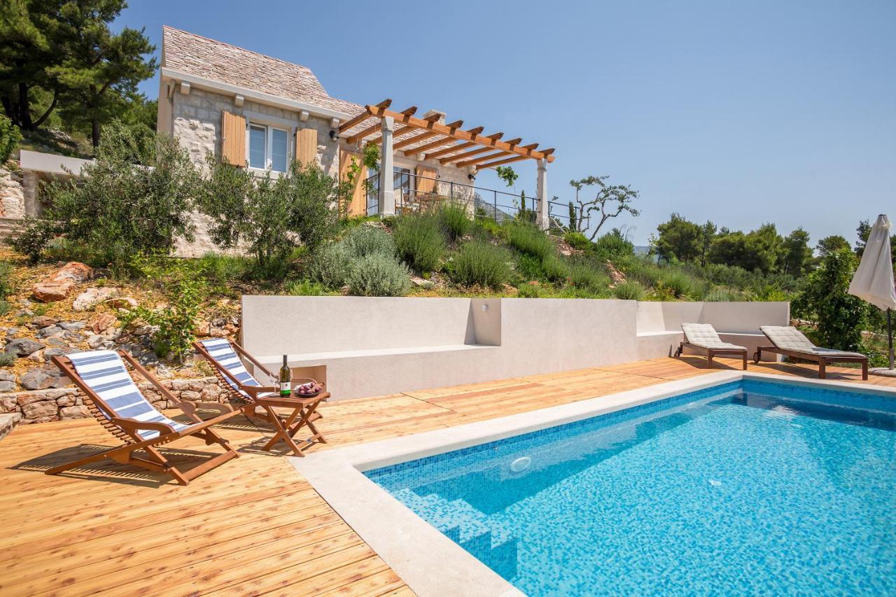 Brac With Pool Villa *